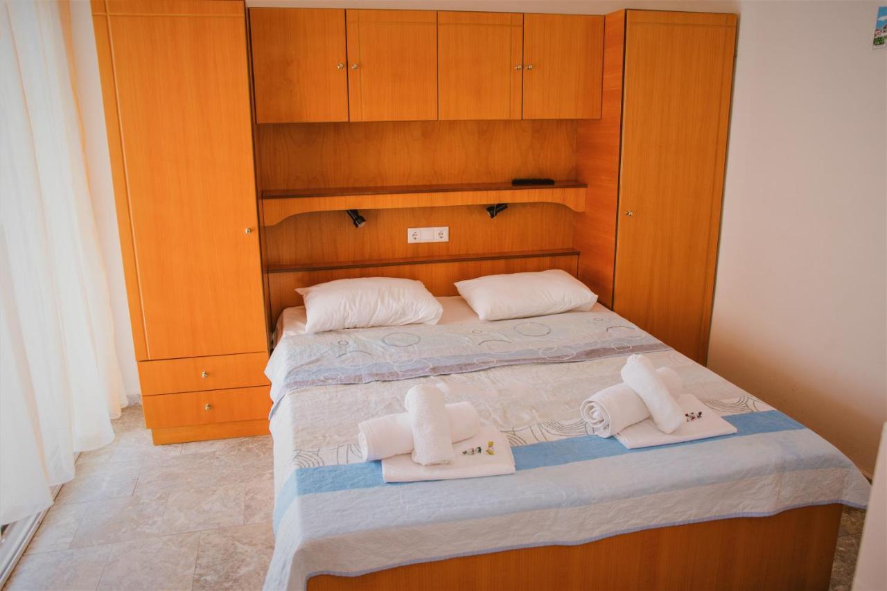 פראליה דיוניסיו Apartments Tania מראה חיצוני תמונה